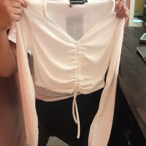 Cute Cropped White Long Sleeve